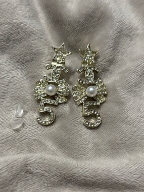 CC Gold Crystal & Pearl '5' Drop Earrings